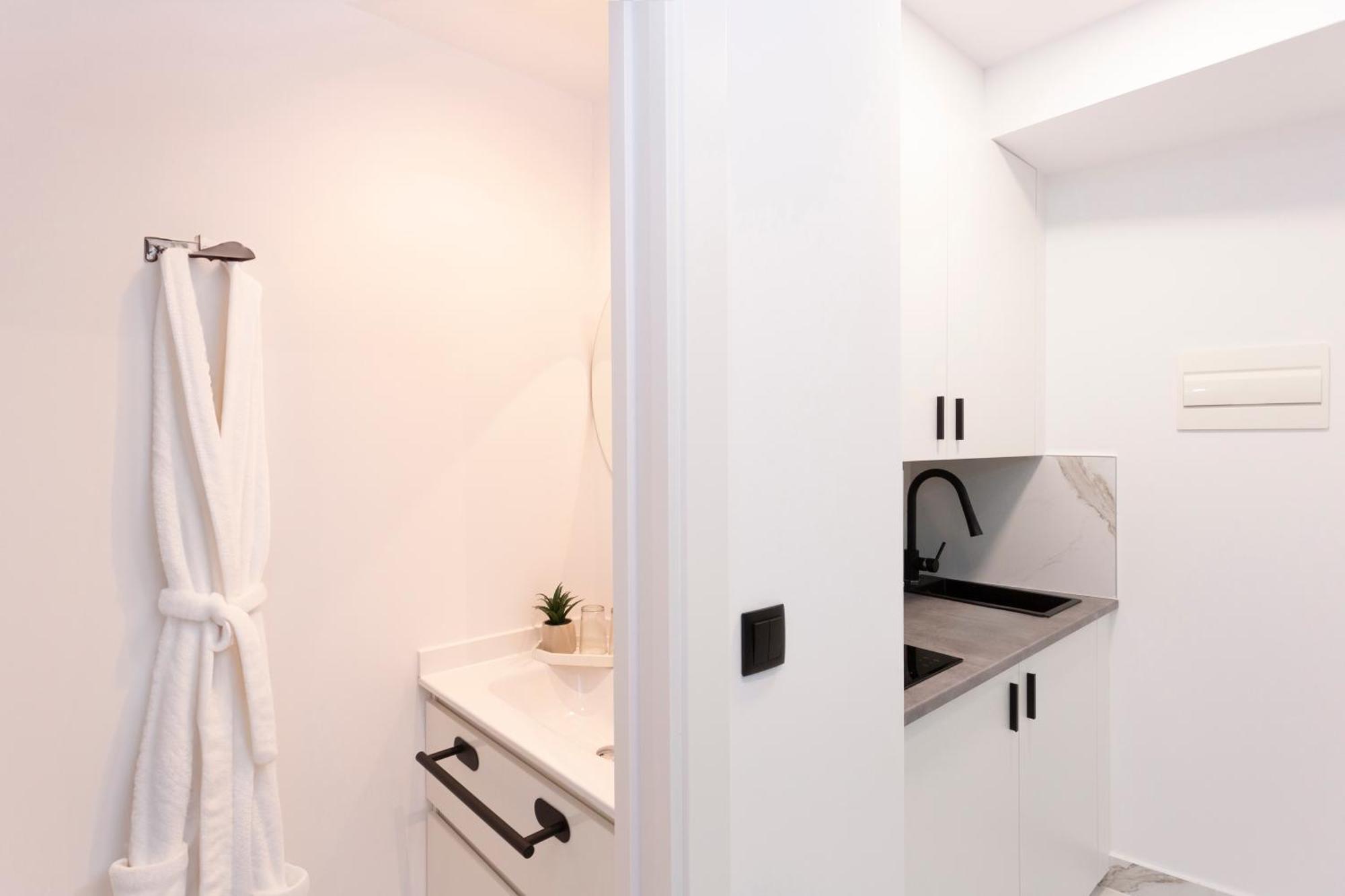 Apartamentos Triple M マルピカ エクステリア 写真