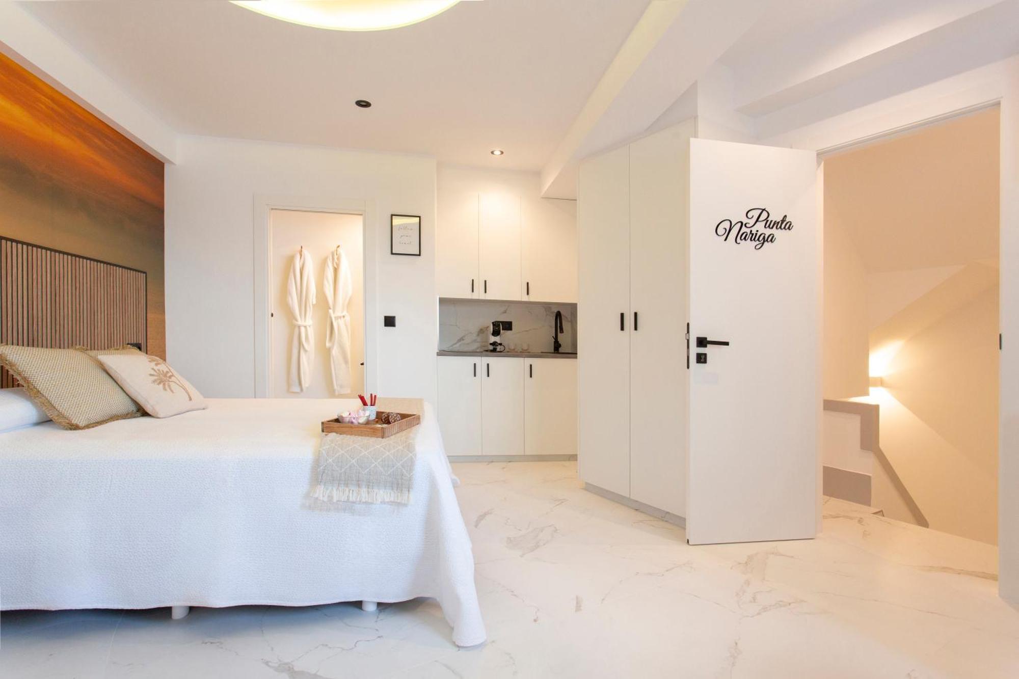 Apartamentos Triple M マルピカ エクステリア 写真