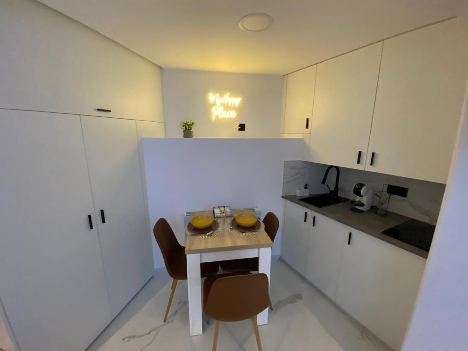 Apartamentos Triple M マルピカ エクステリア 写真